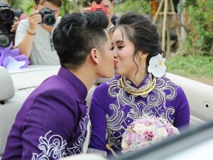 Sau tiệc cưới tại quê nhà Trà Vinh, Lê Phương và chồng trẻ Trung Kiên sẽ tiếp tục tổ chức lễ báo hỉ tại Ninh Thuận (16/8) và TP. HCM (18/8).