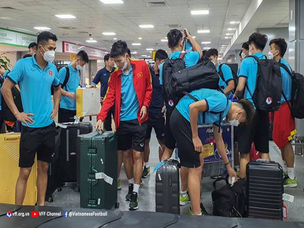 Bóng đá VN ngày 30/5: U23 Việt Nam đã có mặt tại Tashkent