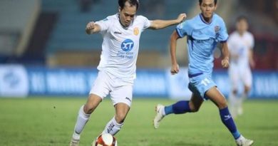 Bóng đá VN 2/5: HLV Bình Dương bảo vệ sao U23 Việt Nam