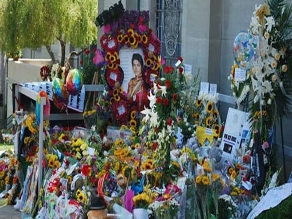 Di sản của Michael Jackson và tình yêu của người hâm mộ
