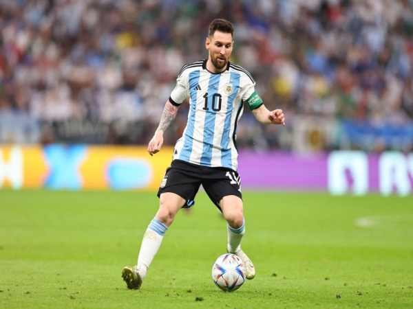 Messi đá vị trí nào trong đội hình Argentina và Inter Miami?