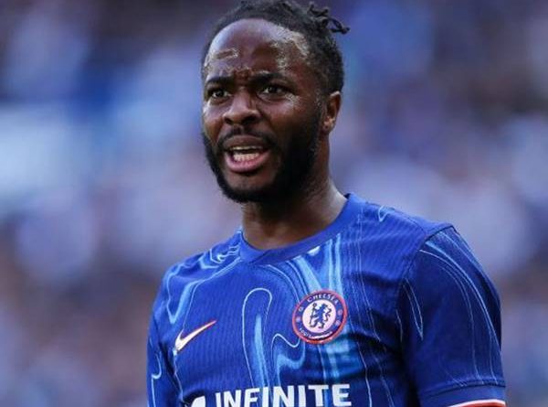 Tin Chelsea 3/9: Raheem Sterling kiên quyết ở lại London
