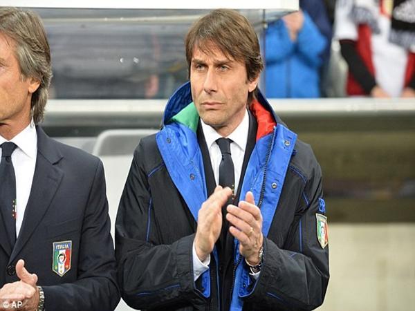 huấn luyện viên Chelsea Antonio Conte