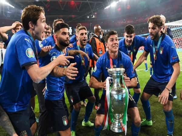 Tiền thưởng Euro 2020 được phân bổ như thế nào?
